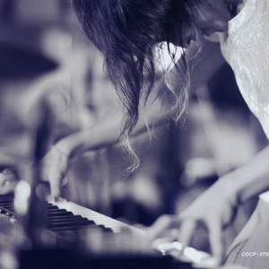 狂躁美女大BBBBBB2020
