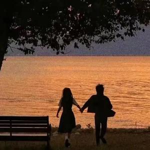 韩国美女互摸对方的乳头视频
