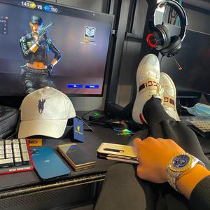 现场隔着保鲜膜摩擦
